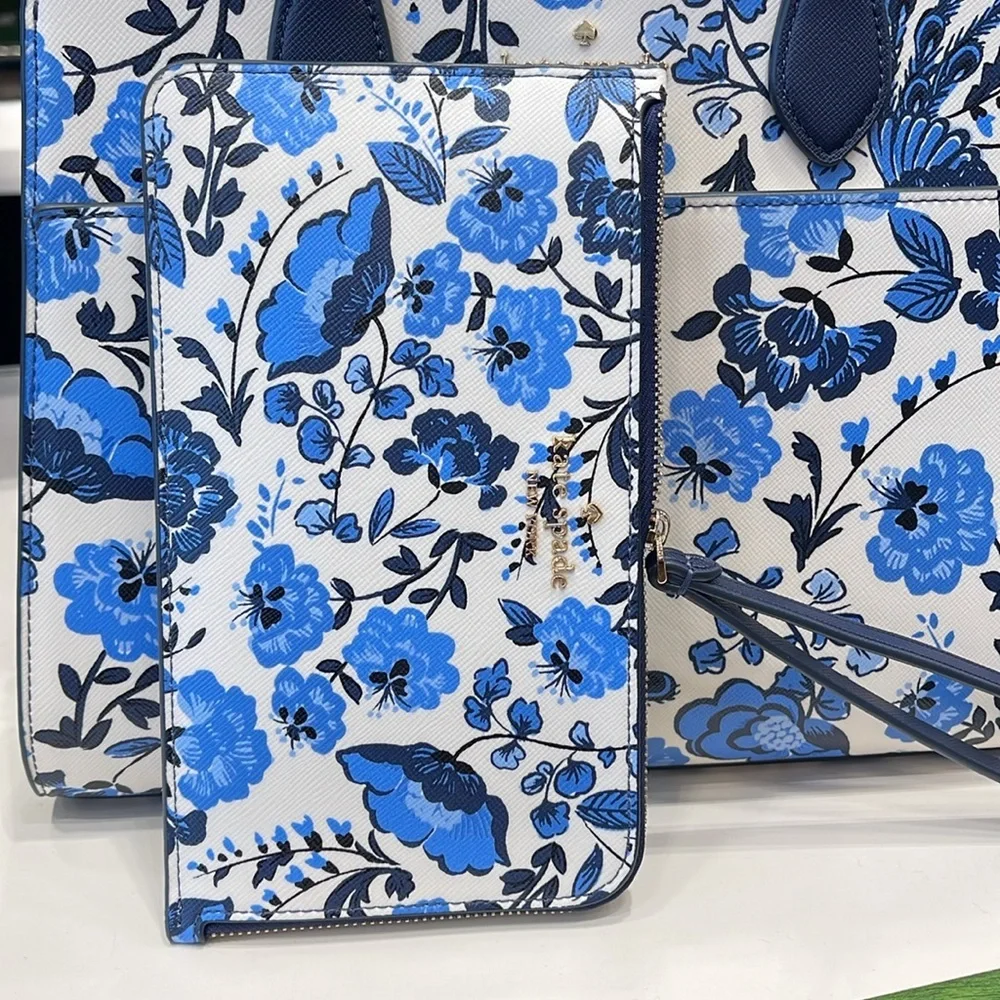 Kate Spade Lucy Vase Floral Medium L Zip Wristlet Blue Multicolor  NWT